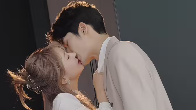 闪婚后和傅少互飙演技 第21-40集