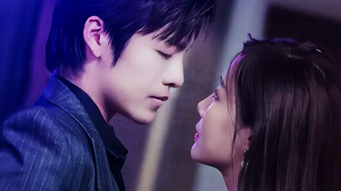 年下狼狗撩得姐姐面红心跳 第01集