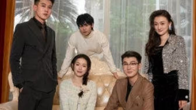 三个哥哥偏要宠我 第21-40集