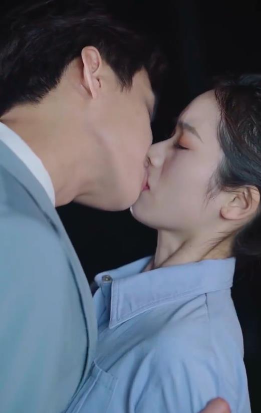 谋妻入局：总裁深夜来访 第101集